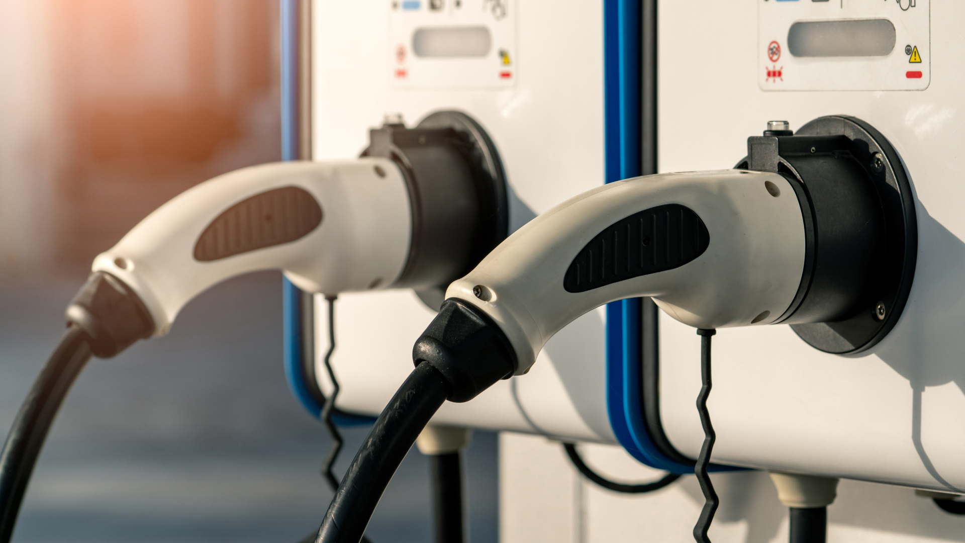 AarPower Elektro-Ladestationen